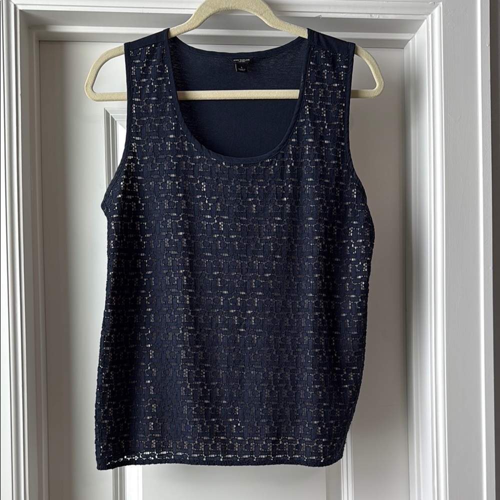 ANN TAYLOR Elegant Navy Lace Sleeveless Top